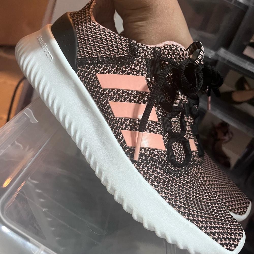 adidas cloudfoam women size 6